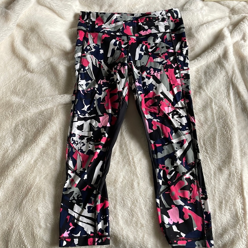Lululemon crop leggings
